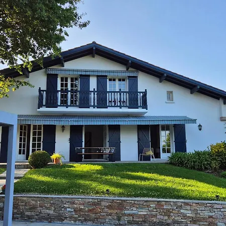 Vakantiehuis Basque Climatisee Et Piscine Chauffee, Jardin Verdoyant